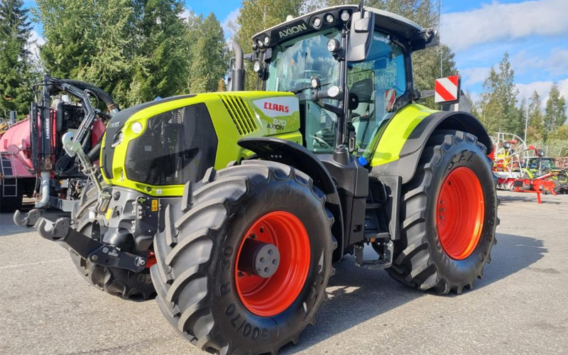 Vuokraa Claas Axion 870 Cebis Cmatic traktori