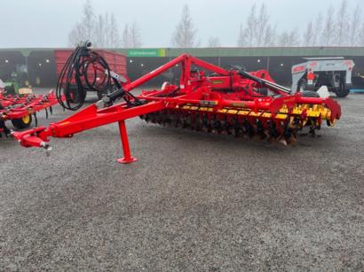 Väderstad Carrier XT 425 – Kouvola