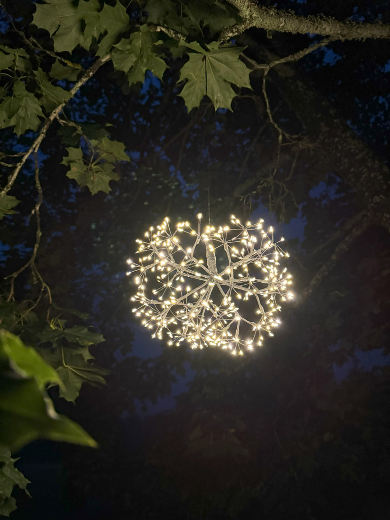 Airam Hedda led valopallo pihaan tai puutarhaan