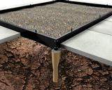 Kasvihuoneen terässokkeli Halls 6,2 m² musta