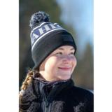 Tupsupipo Wahlstén ja logolla, musta