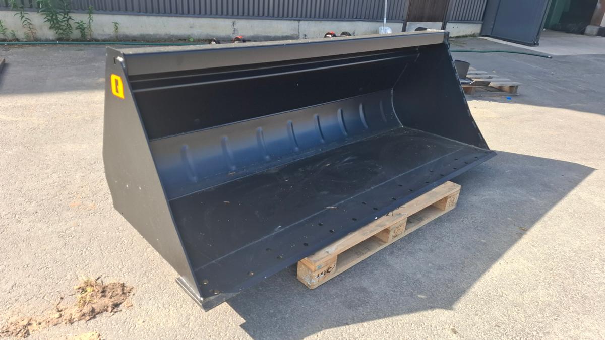 Traktorivarusteet Kauha Sm+ 240 Ilman Korva