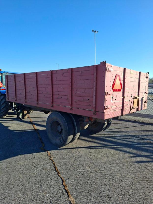 Muu Merkki Kippiperävaunu 115hl