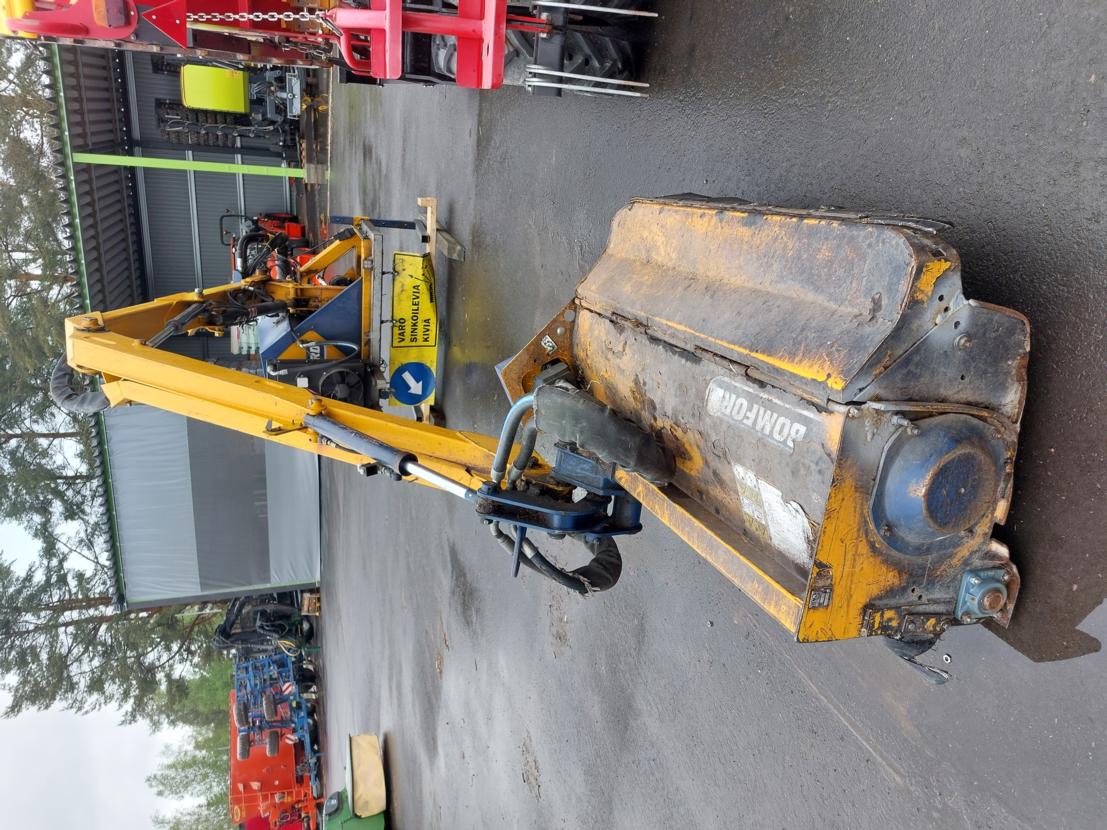 Piennarmurskaimet Bomford Turner