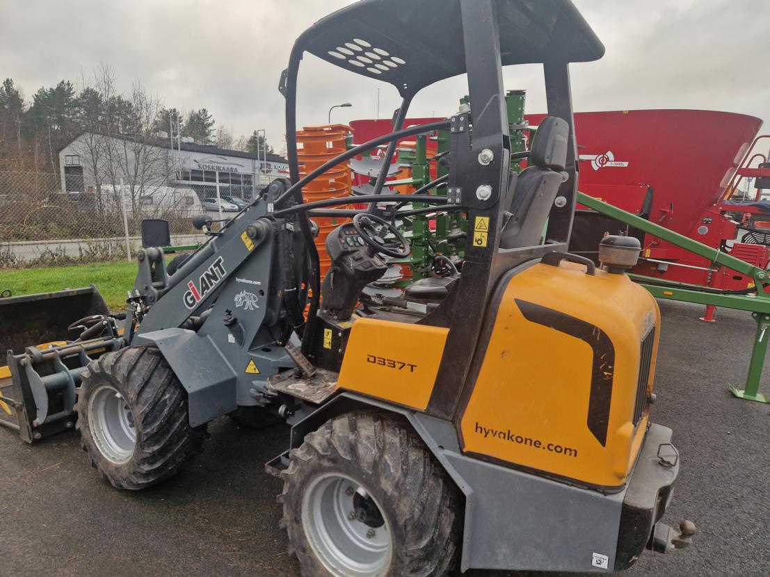 Giant D337t