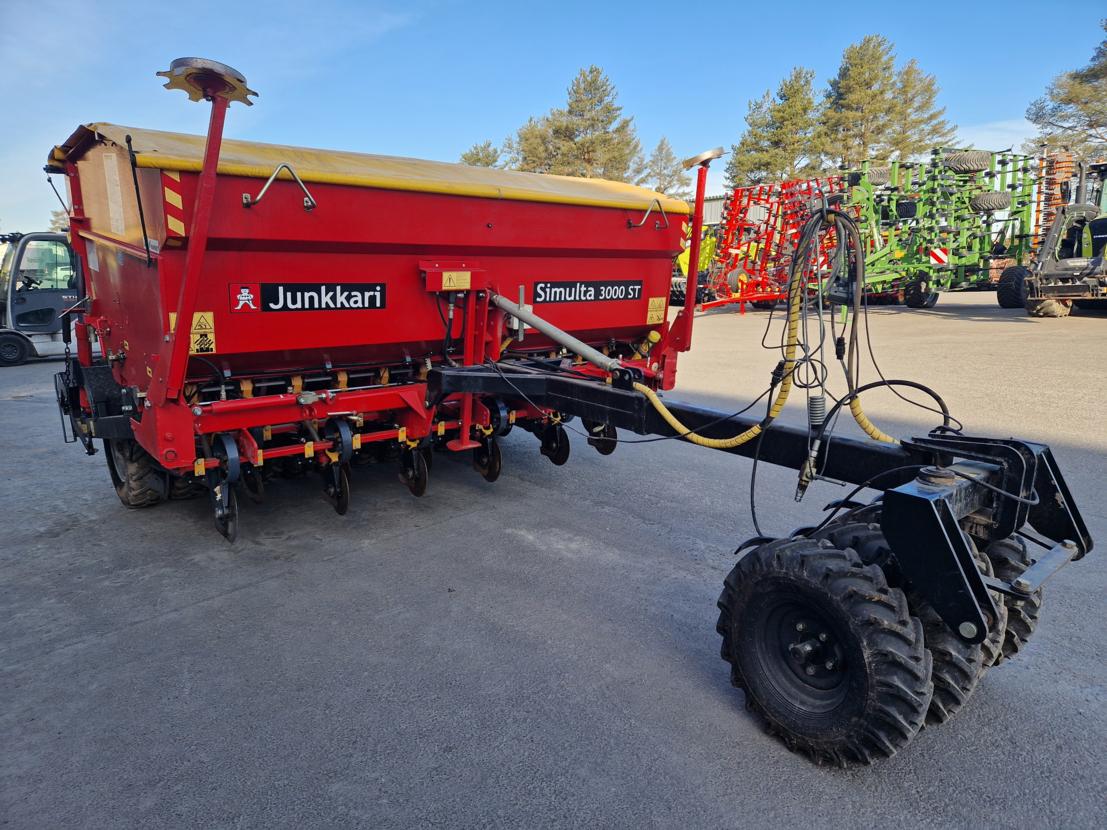 Junkkari Simulta St3000