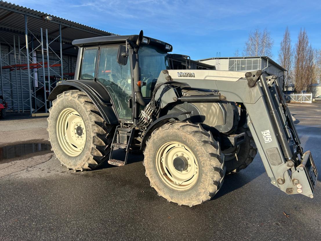 Valtra N 101 Hitec