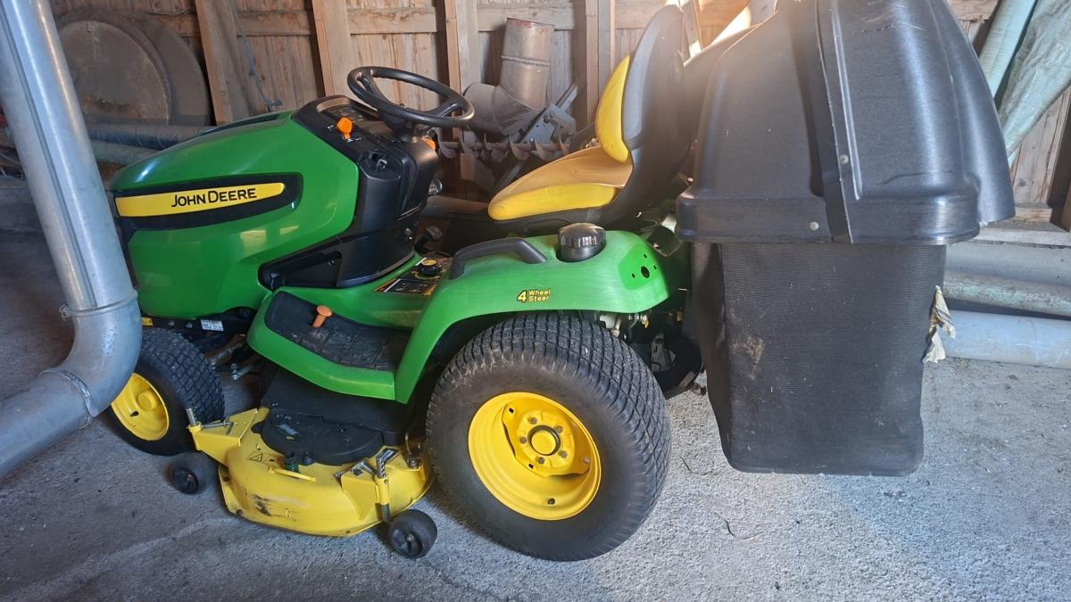 John Deere X534 Nelipyöräohjaus