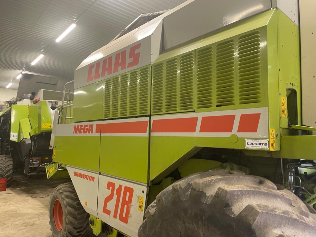 Claas Dominator Mega 218