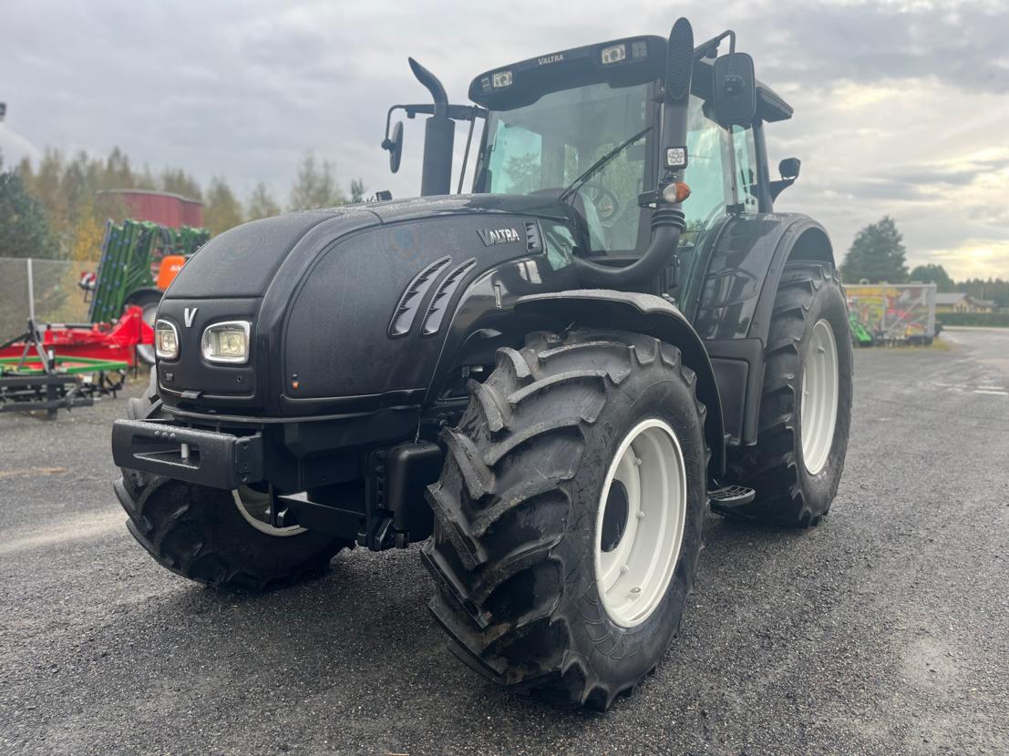 Valtra T202