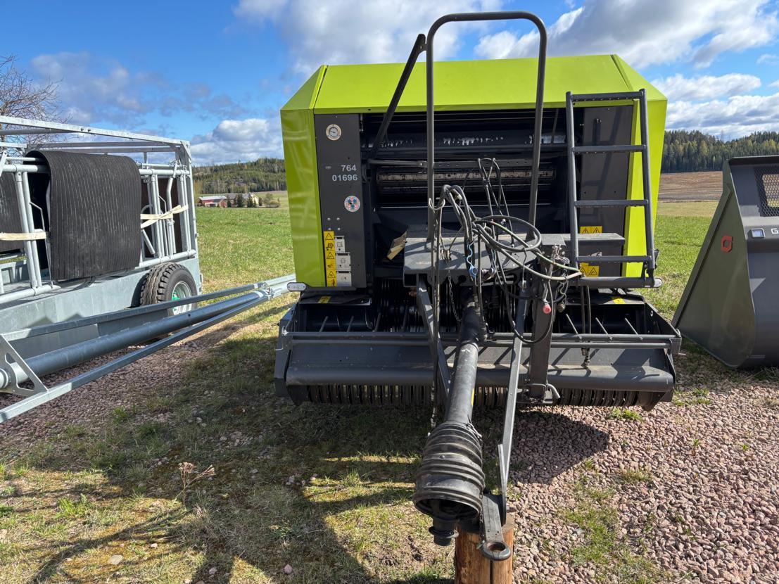 Claas Rollant 375 Rc