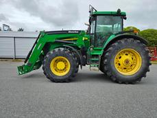 JOHN DEERE 7920