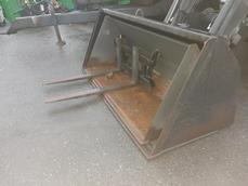 MUU MERKKI 2 KAUHAA JA TRUKKIPIIKIT