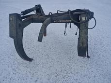 HAKKI KAHDELLA SYLINTERILLÄ