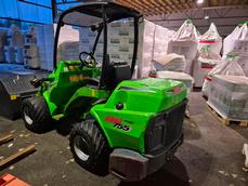 AVANT AVANT 755I STAGE 5