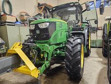 JOHN DEERE 6150R