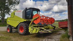 CLAAS 240 AVERO