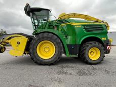 JOHN DEERE 8300