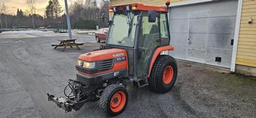 KUBOTA ST 30