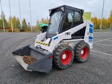 MUU MERKKI BOBCAT 743, 2 KAUHAA