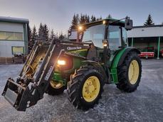 JOHN DEERE 5820